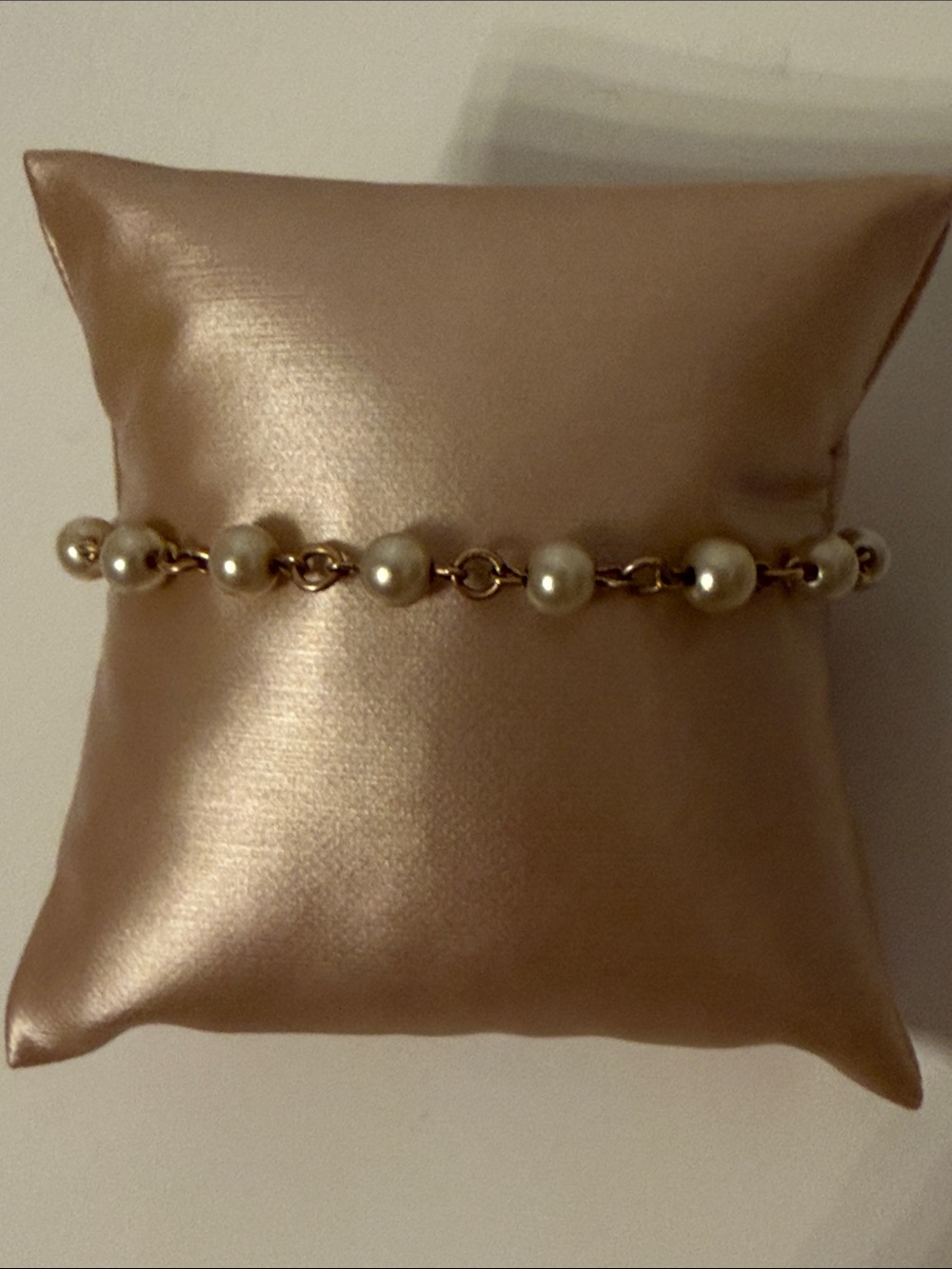 VINTAGE SIGNED HG BRACELET FAUX WHITE PEARL 12K GOLD FILLED 7” 3.5g